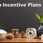 Infographic illustrating different types of group incentive plans to boost team performance.