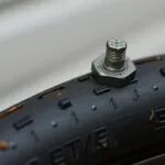 Diagram showing the differences between Presta, Schrader, and other bicycle valve types.